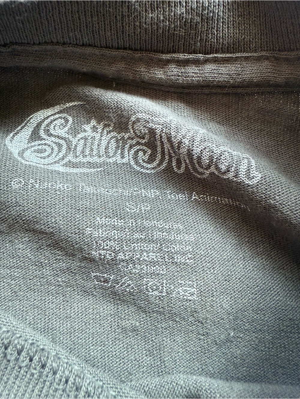 Sailor Moon Graphic Tee - Picture 4 of 5
